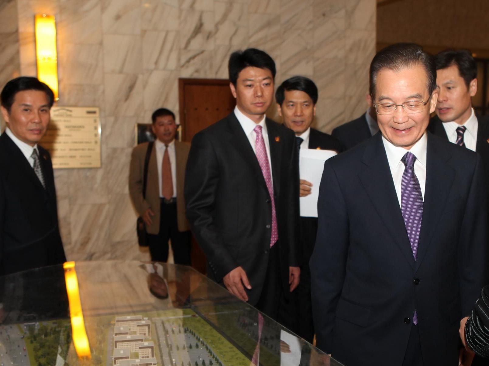 �¼ұ������Ӳ�������չ̨